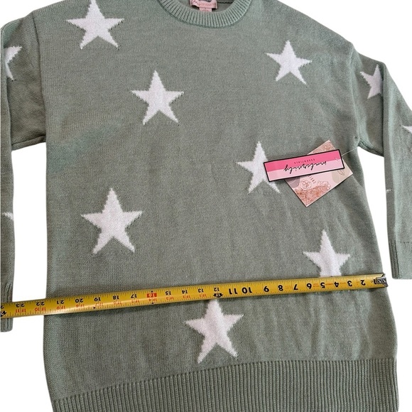 Emma's Expressions Light Green Stars Sweater Size L NWT - Picture 11 of 17
